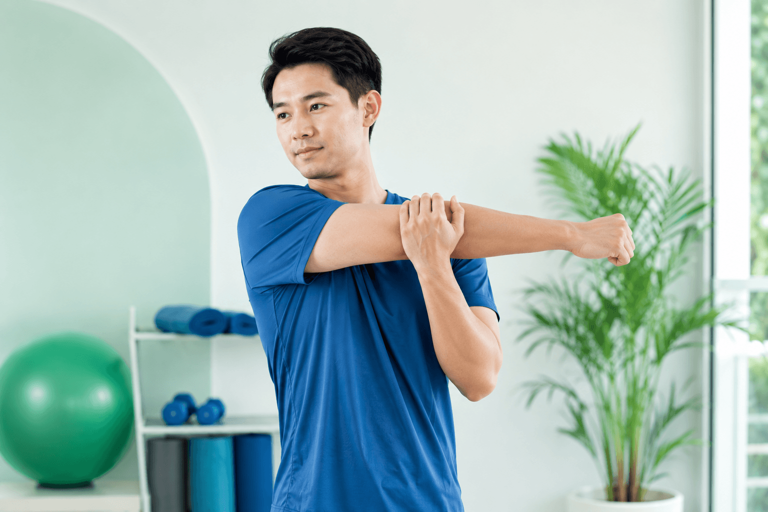 Rách Chóp Xoay Vai: Nguyên Nhân, Dấu Hiệu, Cách Điều Trị Và Khi Nào Cần Đi Khám? - Phòng khám Hiệp Lợi
